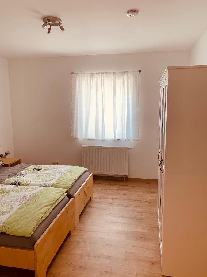 Ferienwohnung Bad Camberg - Apartment 3 Hoelzer Exteriör bild