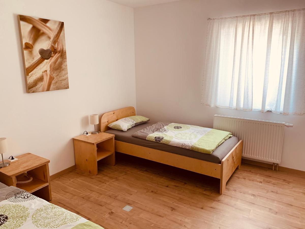 Ferienwohnung Bad Camberg - Apartment 3 Hoelzer Exteriör bild