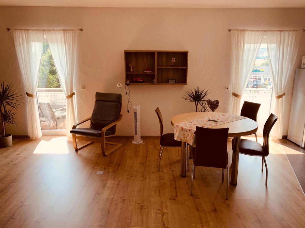 Ferienwohnung Bad Camberg - Apartment 3 Hoelzer Exteriör bild
